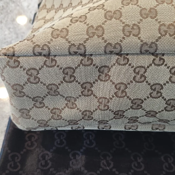 Gucci Beige and Dark Brown Shoulder Bag - Picture 5 of 17